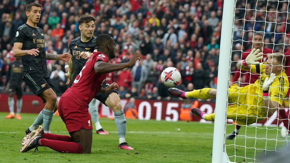 Aaron Ramsdale denies Ibrahima Konaté in the final minute