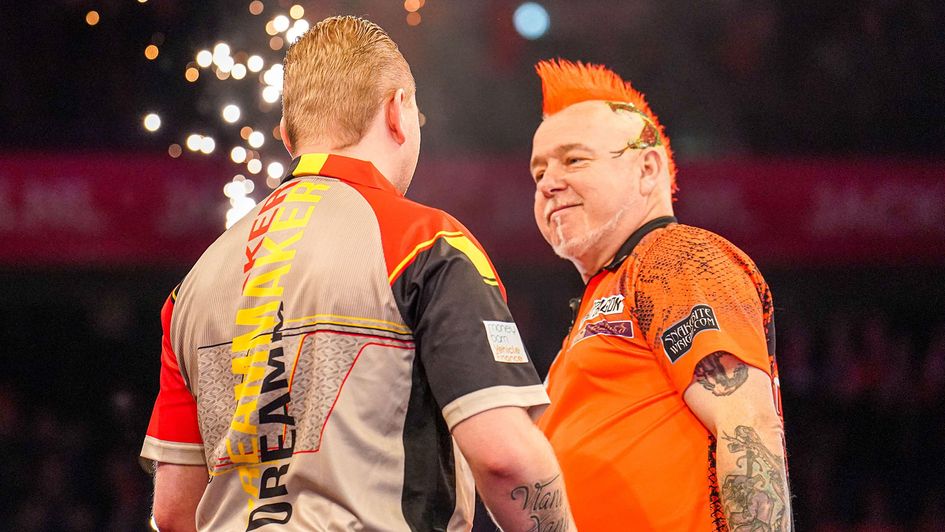 Dimitri Van den Bergh reveals how many sets of darts that tinkerman