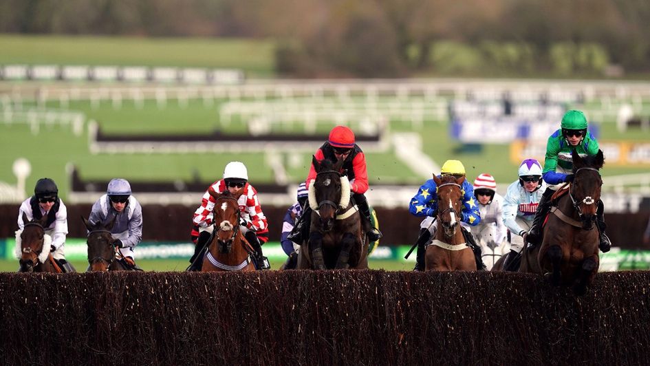 Theatre Man (red and white check jacket) stayed on strongly when runner-up in the Timeform Novices’ Handicap Chase
