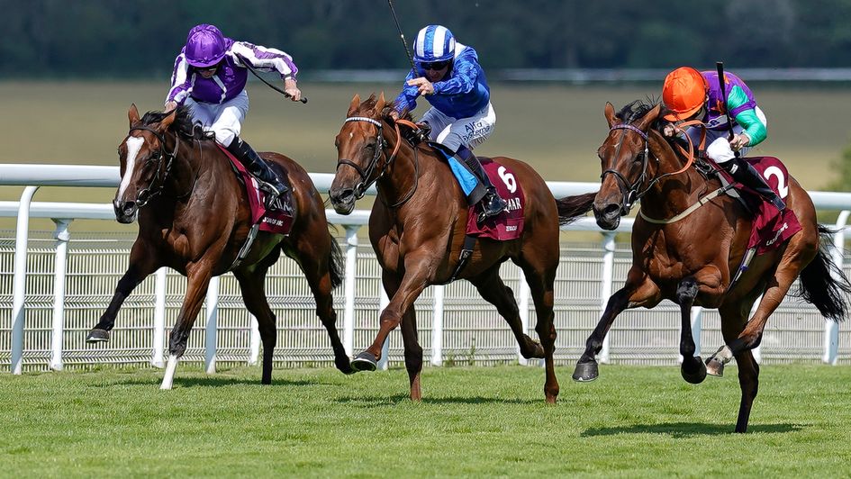 Lady Bowthorpe (far right) sweeps to the front