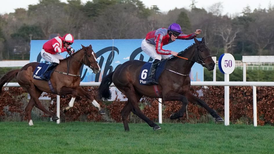Fascile Mode pulls clear at Leopardstown