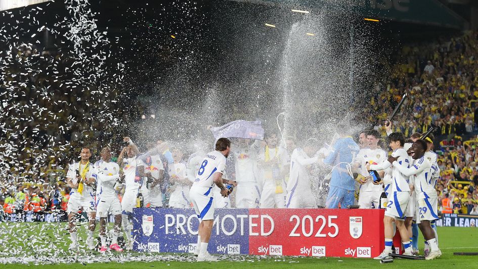 Leeds celebrate promotion