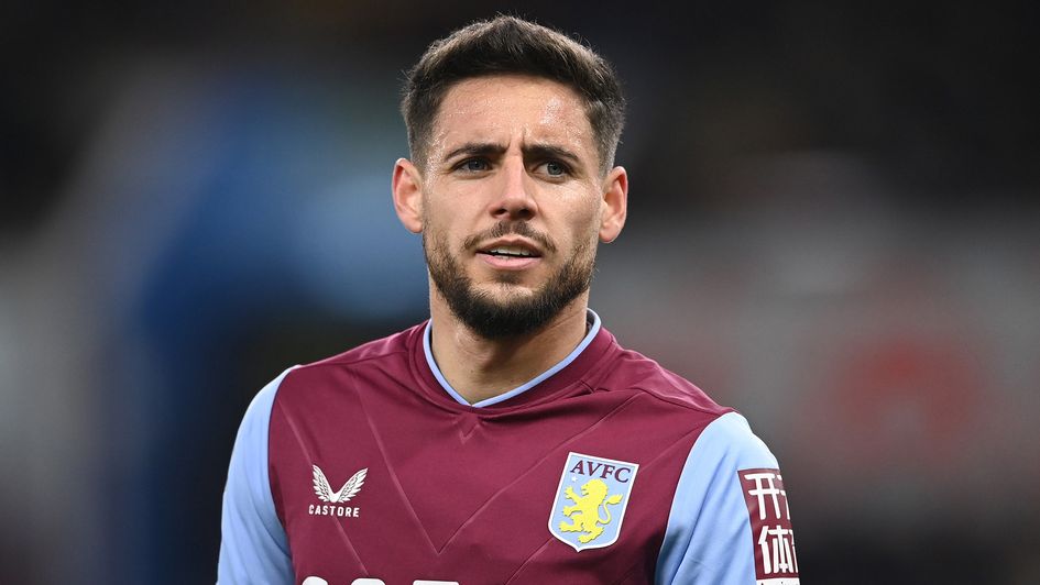 Aston Villa's Álex Moreno
