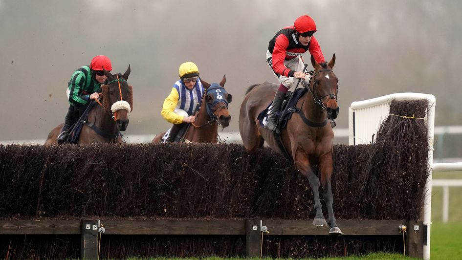 Sam Brown wins at Lingfield