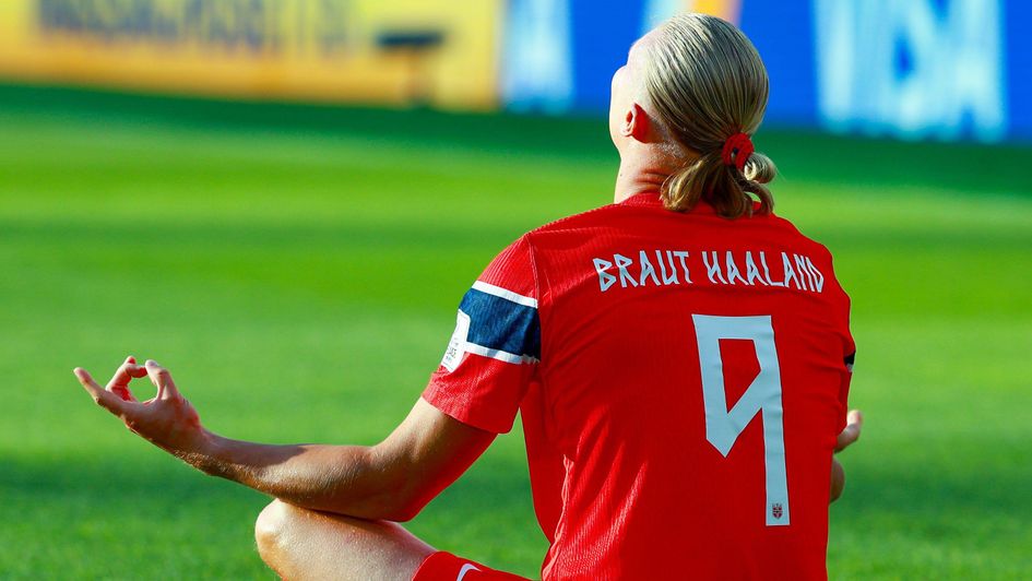 Erling Haaland celebrates against Iraq