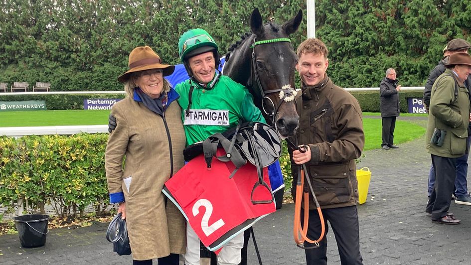 Daryl Jacob us all smiles after guiding Call Me Lord home in front