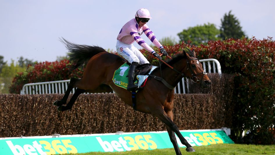 Greaneteen is in complete control at Sandown