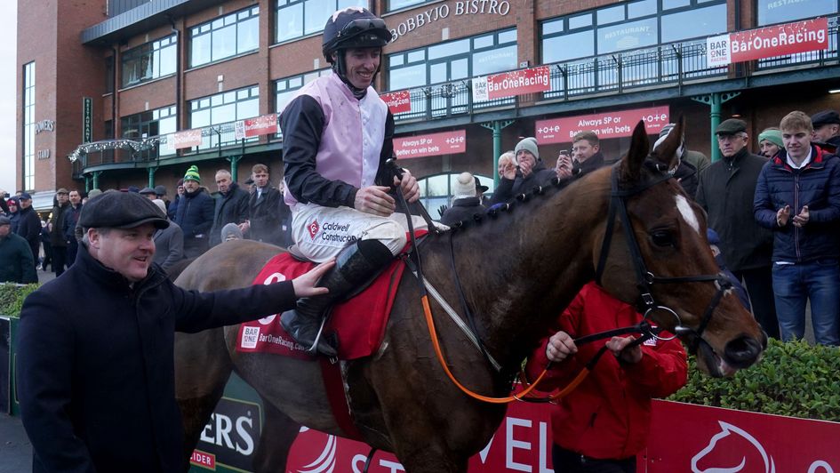 Gordon Elliott with Teahupoo after the Hatton's Grace