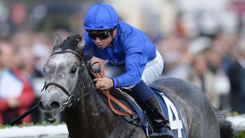 Outstrip winning the Champagne Stakes at Doncaster