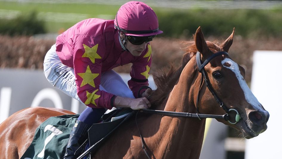 Oaks contender Thundering On