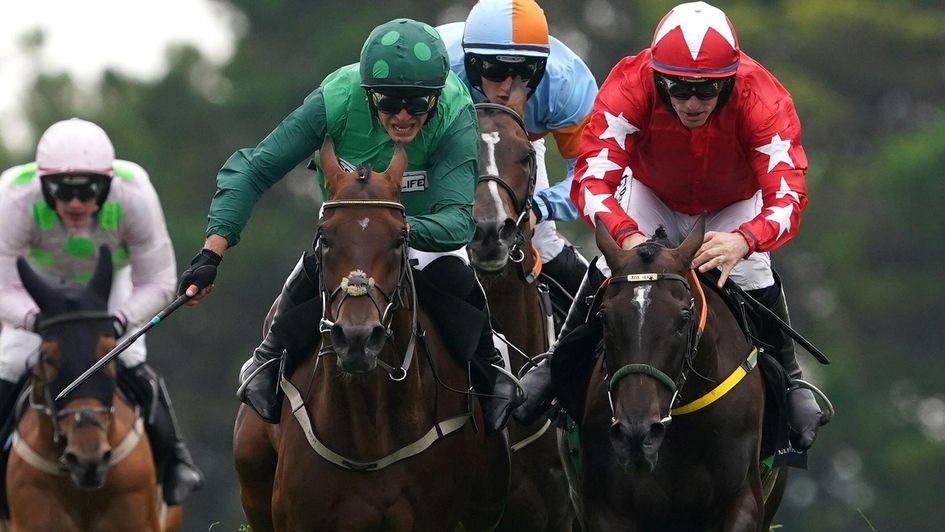Zarak The Brave wins the Galway Hurdle