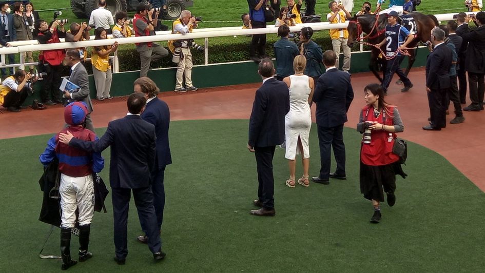 Aidan O'Brien gives Ryan Moore a pat on the back