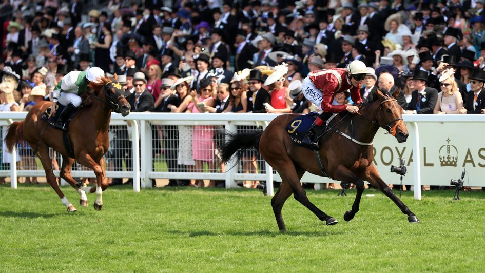 Heartache leaves Happy Like A Fool trailing in her wake