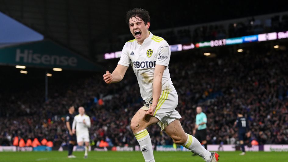 Daniel James's late goal clinches Leeds win over Burnley