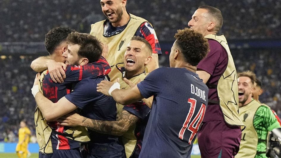 PSG players celebrate