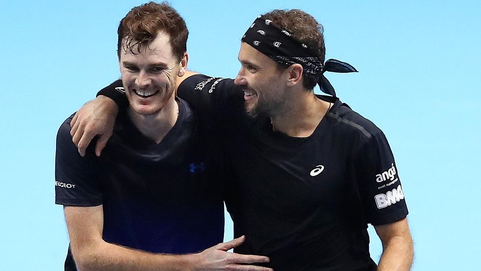 Jamie Murray and Bruno Soares celebrate