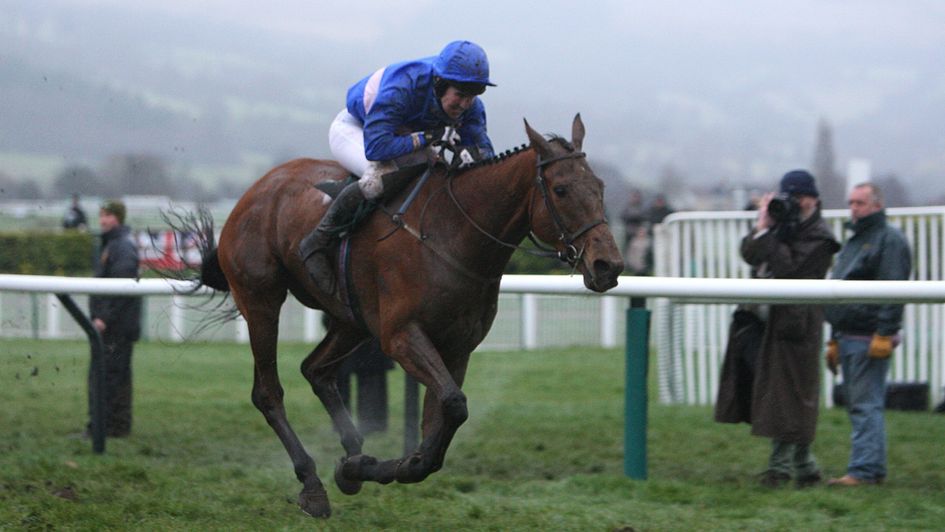 High Chimes on his way to victory at Cheltenham