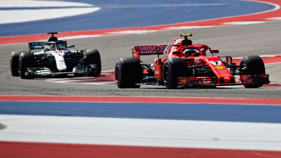 Kimi Raikkonen leads Lewis Hamilton in Texas