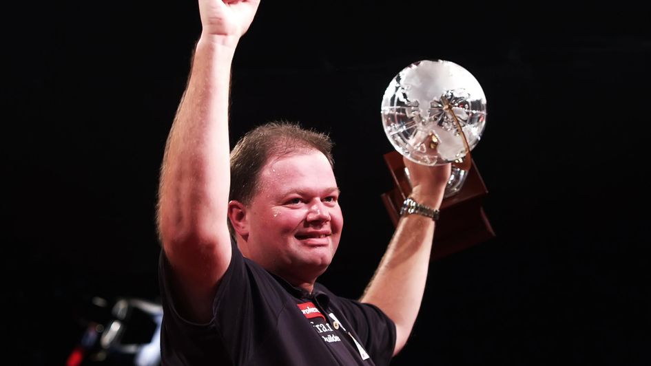 Raymond van Barneveld won the PDC World Championship in 2007