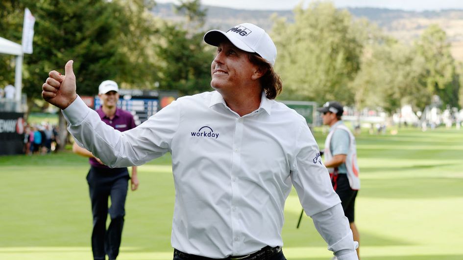 Phil Mickelson being Phil Mickelson