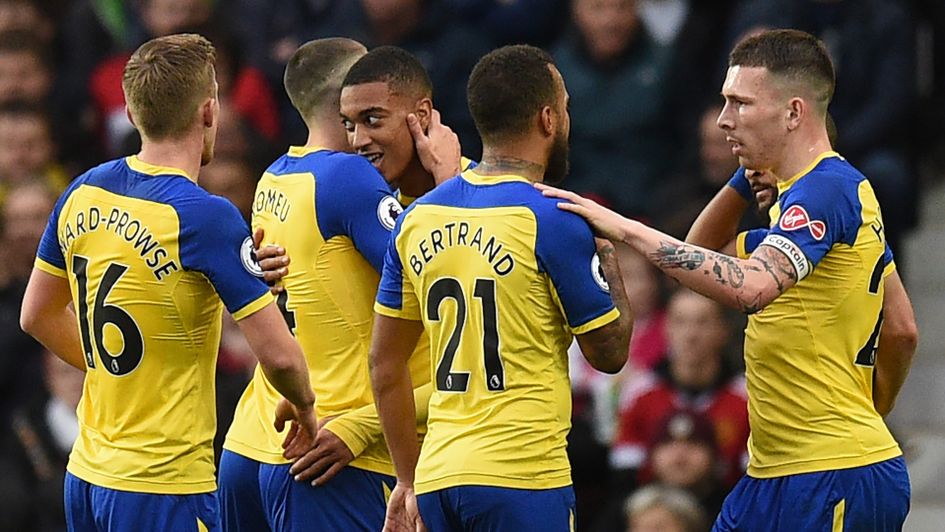 Southampton celebrate Yan Valery's stunning goal against Man United at Old Trafford