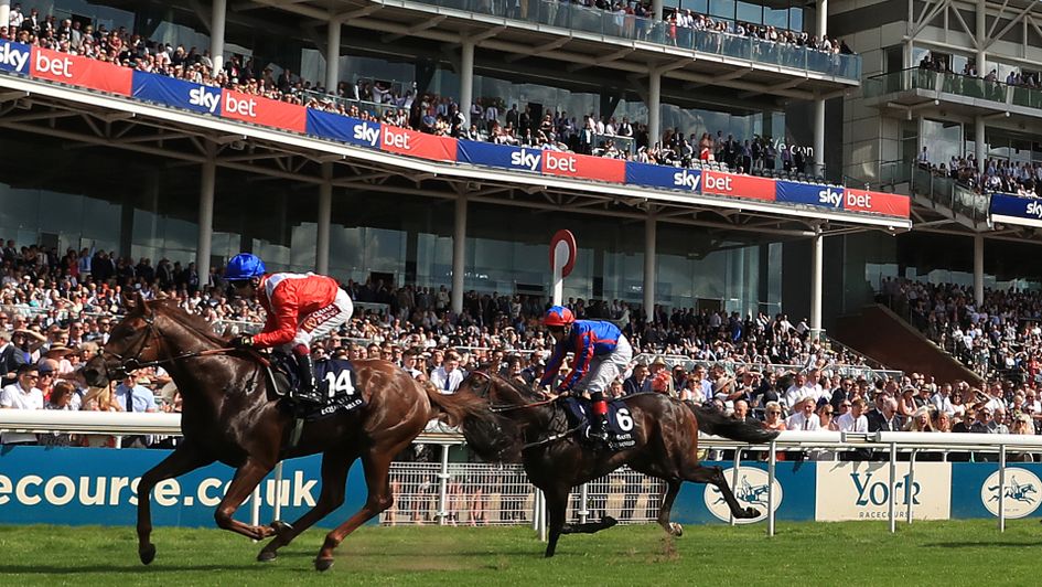 Threat wins the Gimcrack at York