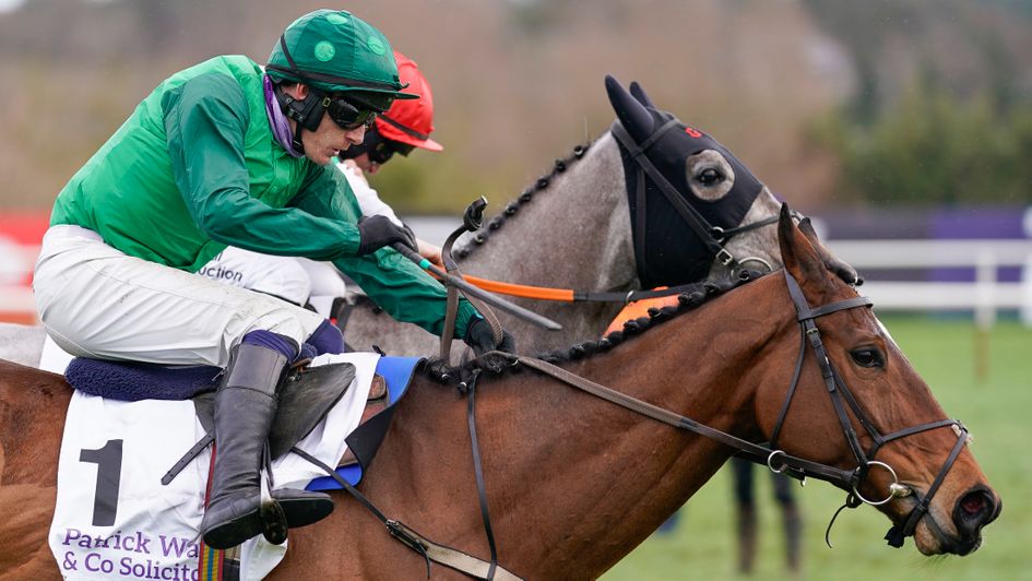 Blue Lord surges to the front at Leopardstown