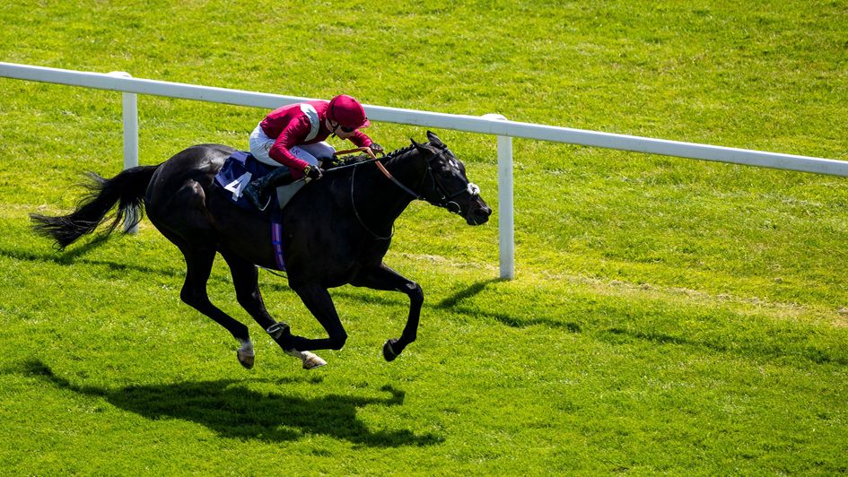 Eydon wins at Newbury