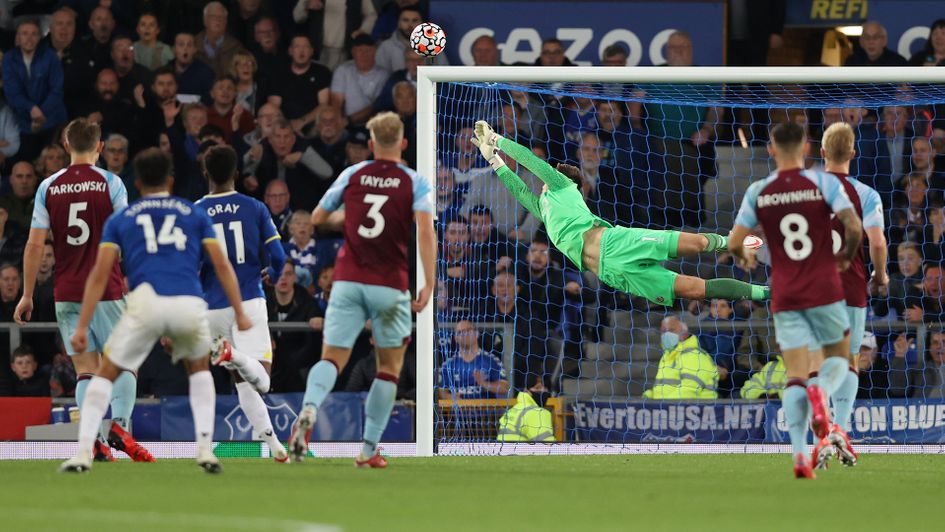 Andros Townsend scores against Burnley