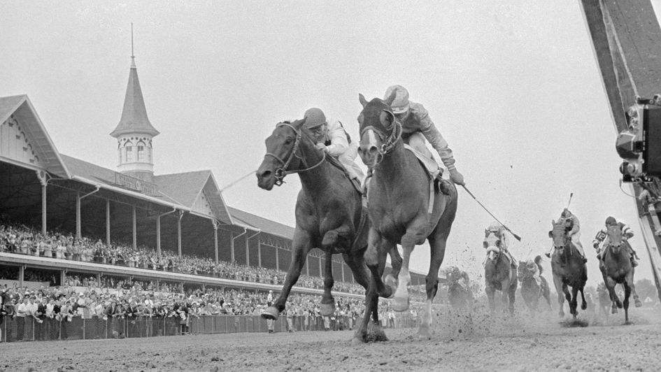 Northern Dancer (right) winning the 1964 Kentucky Derby