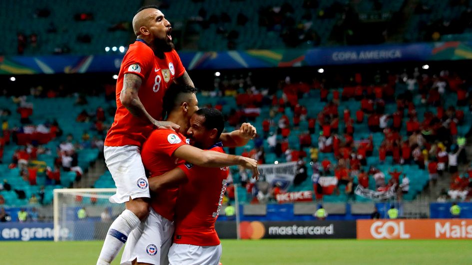 Alexis Sanchez celebrates his goal against Ecuador