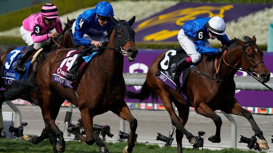 Master Of The Seas grabs Mawj in the final stride