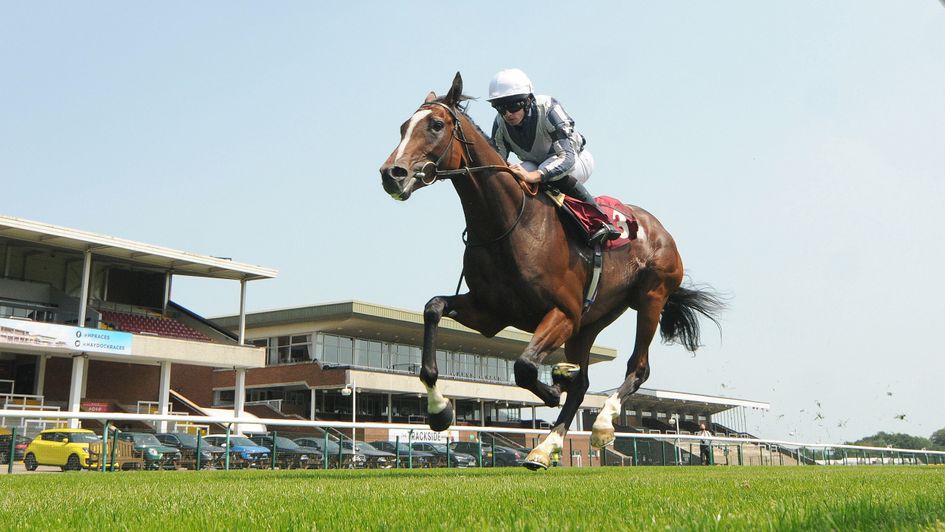 Highest Ground on his way to Haydock victory