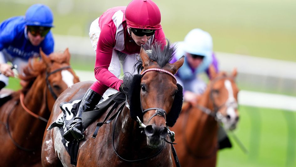 Oxagon and Oisin Murphy win the Betway Craven Stakes at Newmarket
