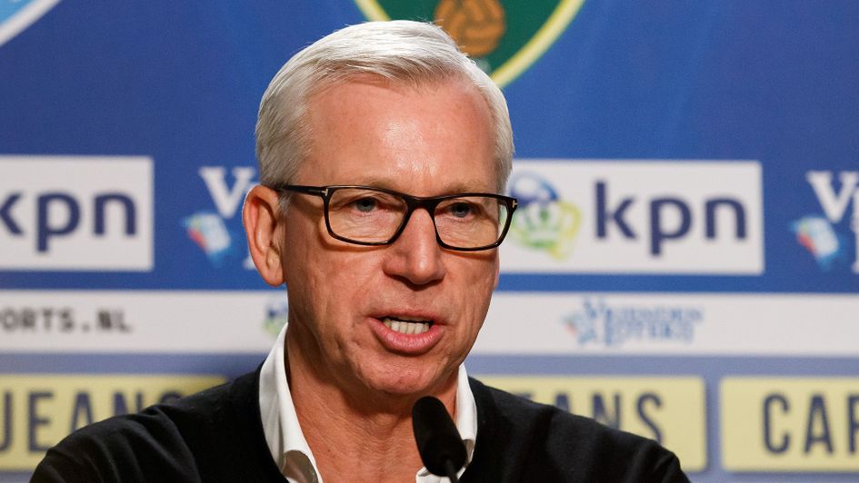 Alan Pardew is the ADO Den Haag coach