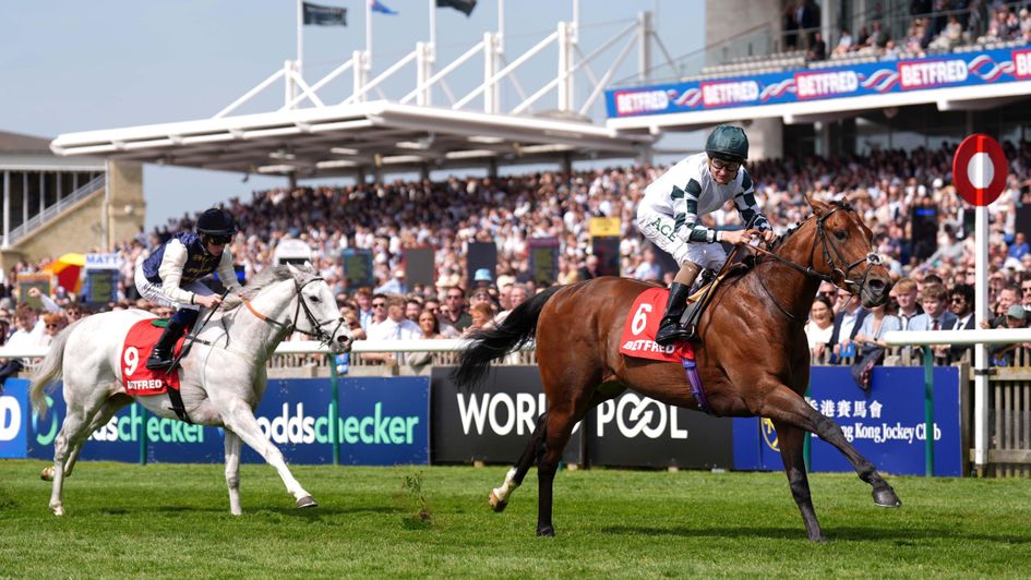 Double Rush wins on the Rowley Mile again