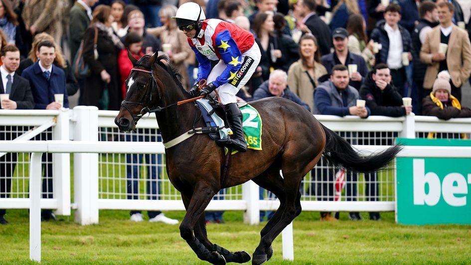 Helnwein ridden by Tom Cannon
