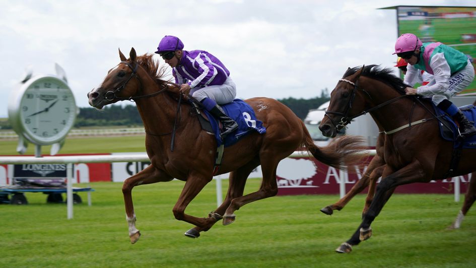 Proud And Regal wins at the Curragh from Tiverton