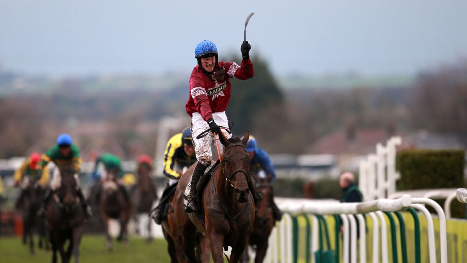 The blue cap wins it - courtesy of Rule The World