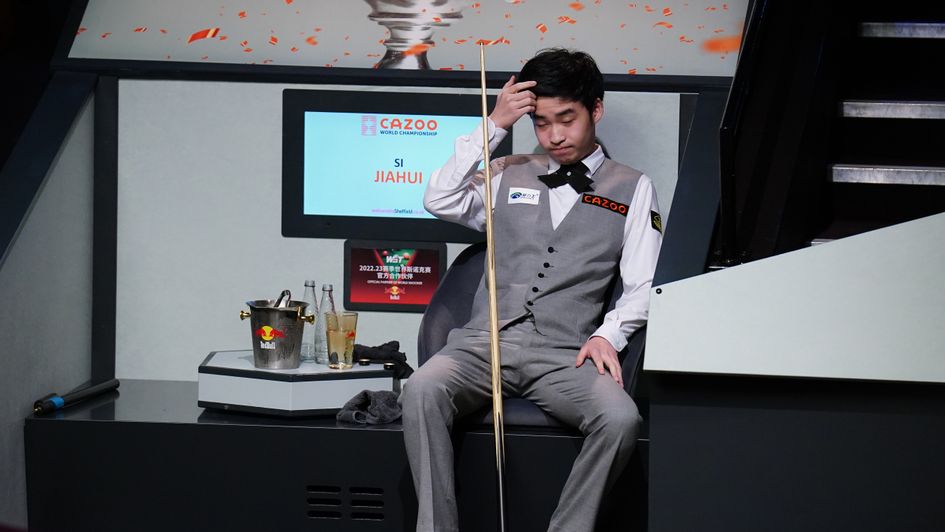 Si Jiahui as his lead slips away