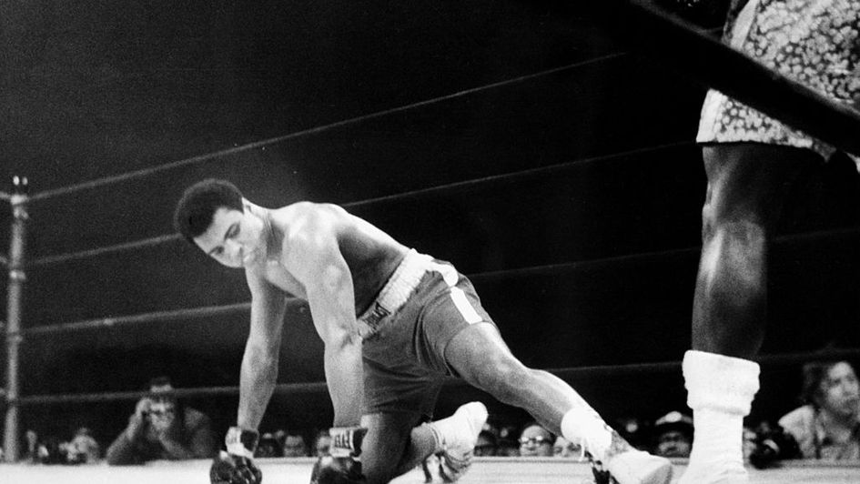 Ali goes down on his way to defeat to Frazier