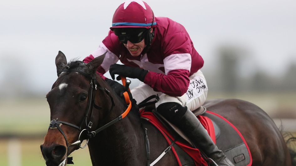 Apple's Jade runs her rivals ragged