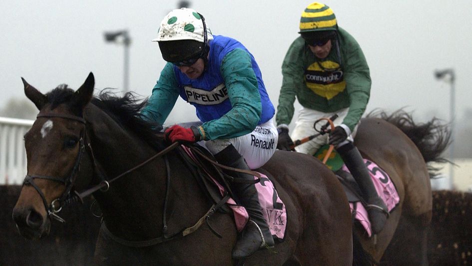 Cyfor Malta winning the 2002 Thomas Pink Gold Cup