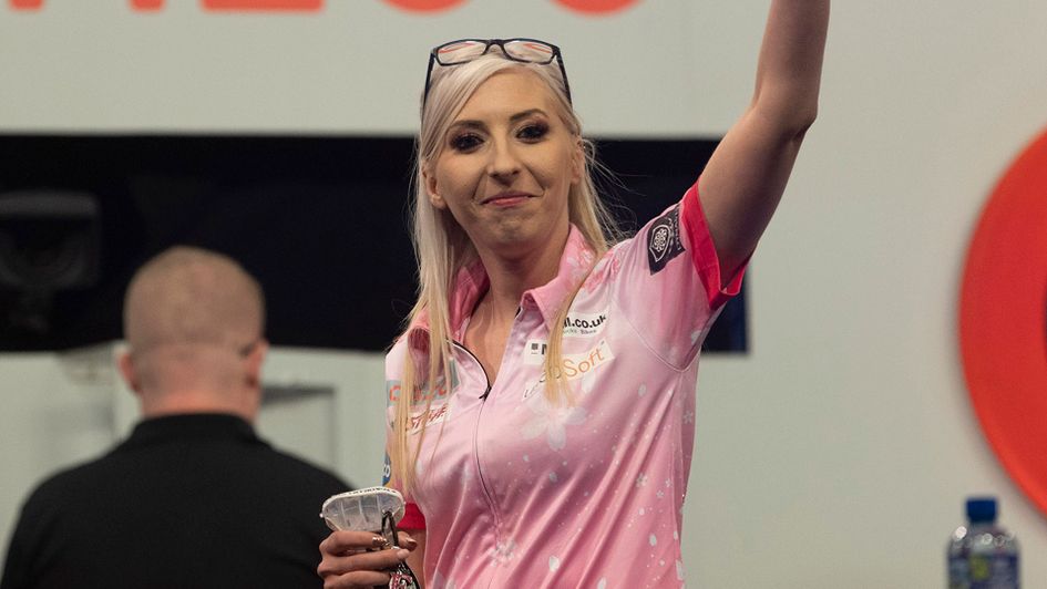 Fallon Sherrock (Picture: Lawrence Lustig/PDC)