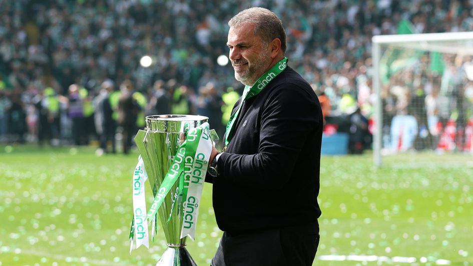 Ange Postecoglou with the Scottish Premiership title