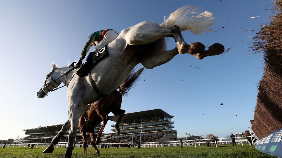 Warthog on his way to Caspian Caviar victory