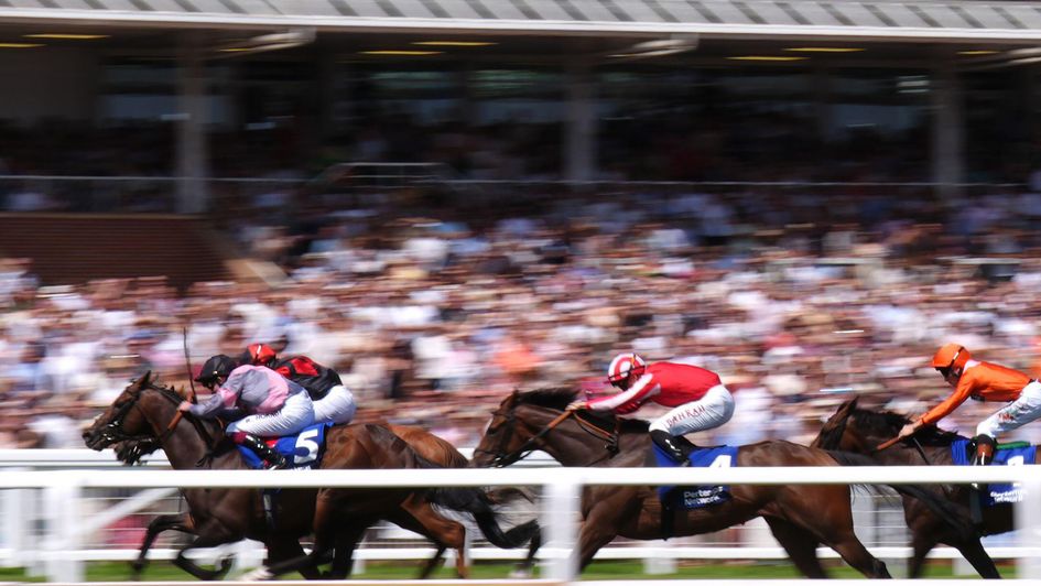 Shrimp Shady wins a Newbury thriller