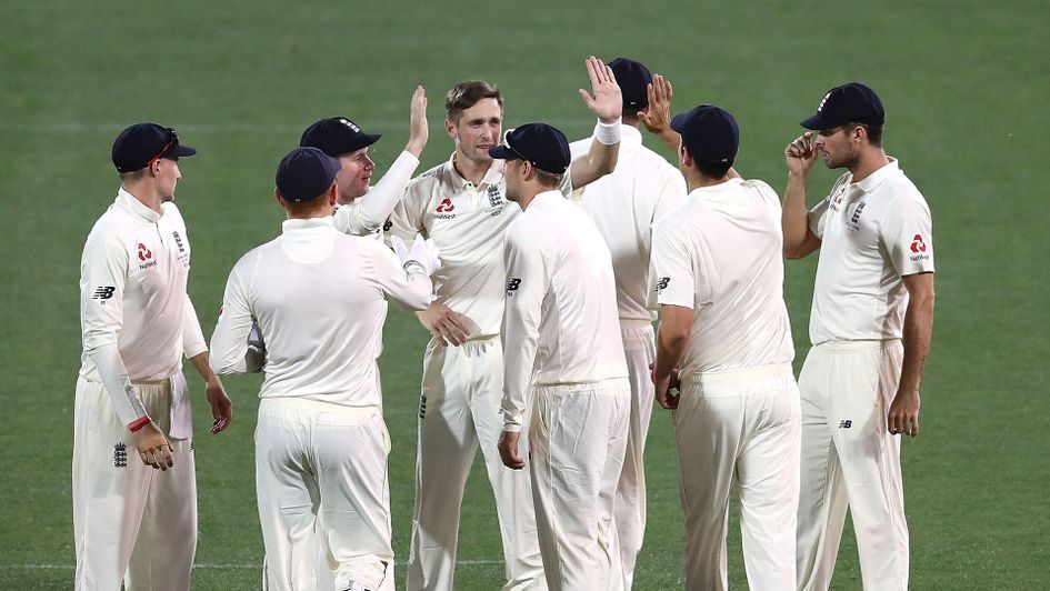 High-fives all round as Woakes is among the wickets