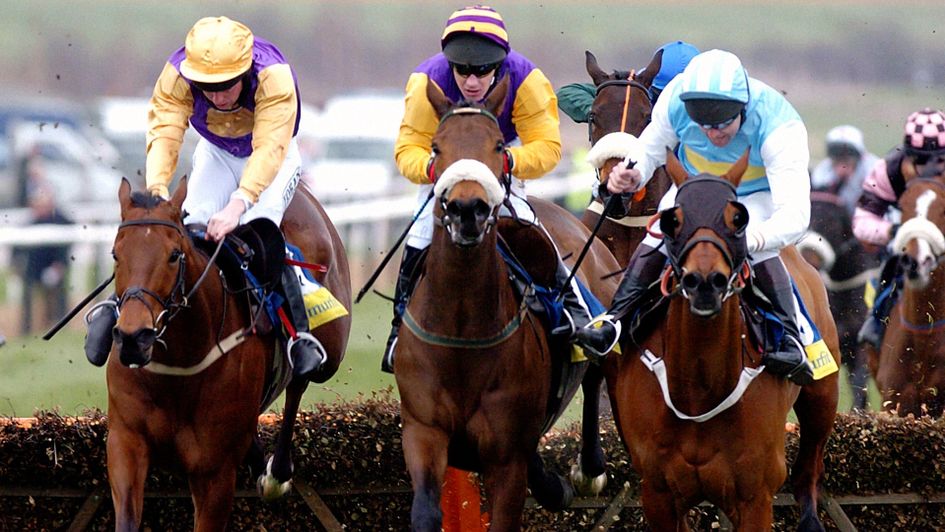 Hardy Eustace (right) in action against rivals Harchibald and Brave Inca (left)