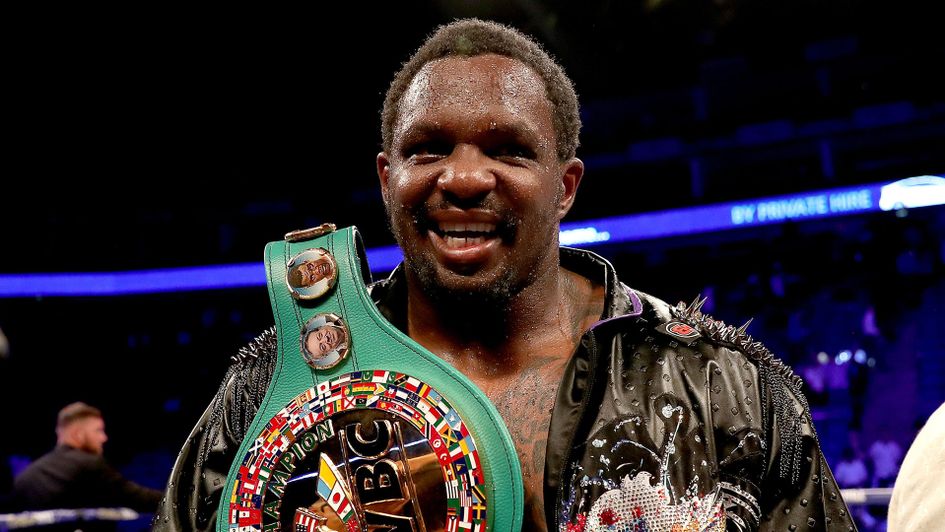 Dillian White scored a unanimous points victory over Oscar Rivas